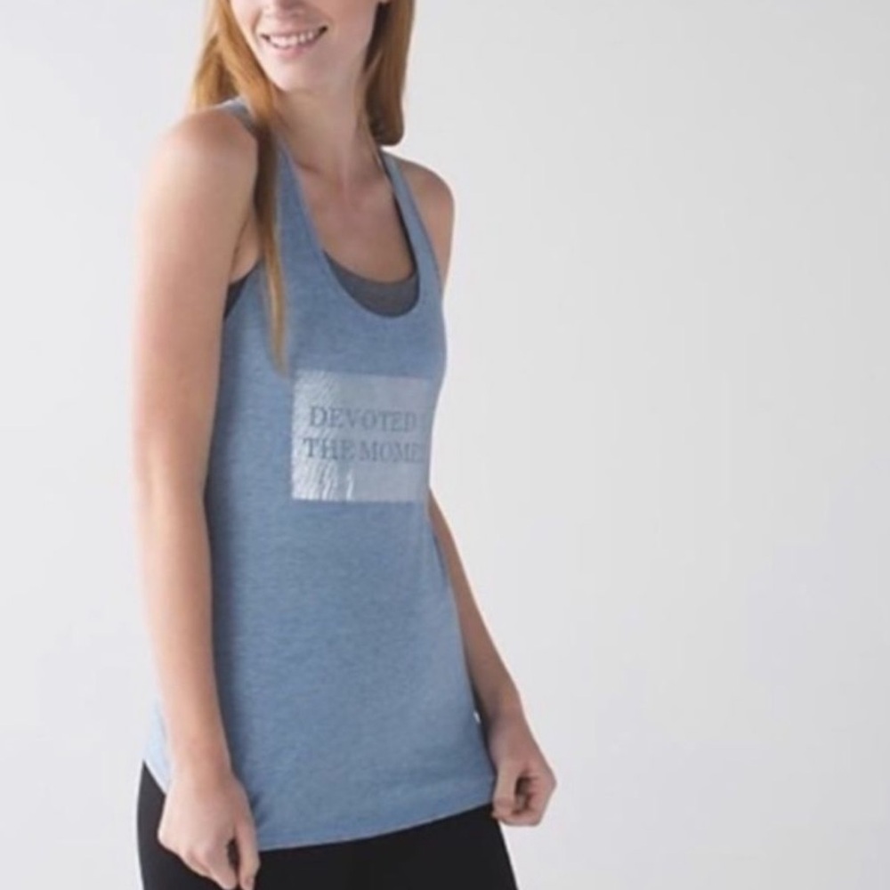 🍋 Lululemon Tank “Devoted to the Moment”